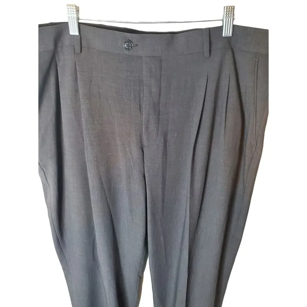 Croft & Barrow Classic Fit 42/32 Dress Slacks, NWT, Gray